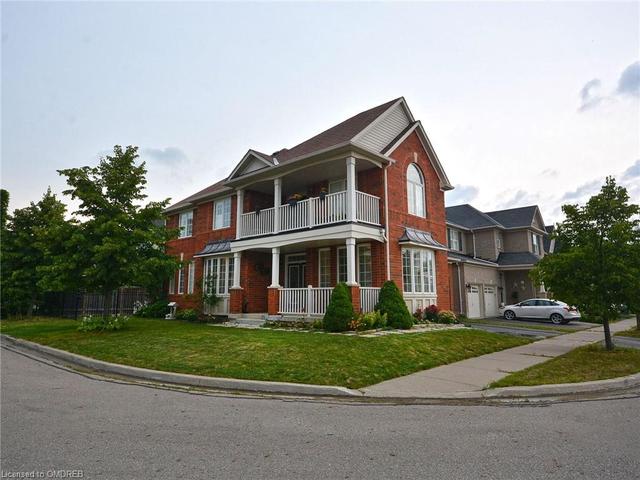 1430 Marshall Cres, House detached with 4 bedrooms, 3 bathrooms and 4 parking in Milton ON | Image 23
