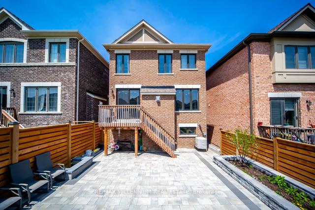 33 Mcmichael Ave, House detached with 4 bedrooms, 4 bathrooms and 5 parking in Vaughan ON | Image 32