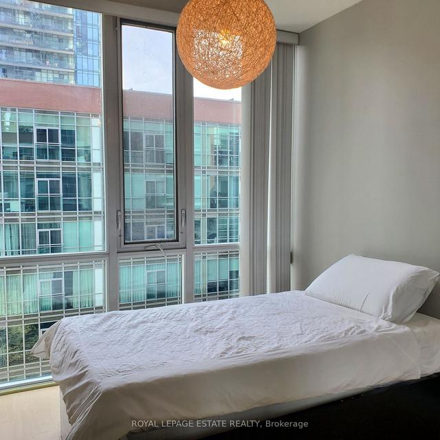 s730 - 112 George St, Condo with 2 bedrooms, 2 bathrooms and 1 parking in Toronto ON | Image 7