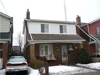 217 Huron St, House detached with 3 bedrooms, 2 bathrooms and 3 parking in Oshawa ON | Image 2