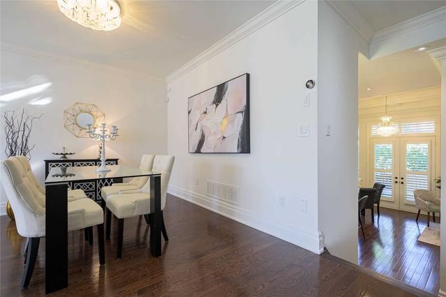 73b Sixteenth St, House detached with 3 bedrooms, 4 bathrooms and 3 parking in Toronto ON | Image 4