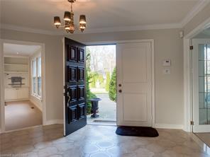 34 Regency Crt, House detached with 4 bedrooms, 0 bathrooms and 10 parking in Oakville ON | Image 34