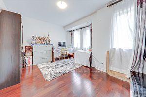 807 - 28 Rosebank Dr, Townhouse with 4 bedrooms, 3 bathrooms and 2 parking in Toronto ON | Image 5