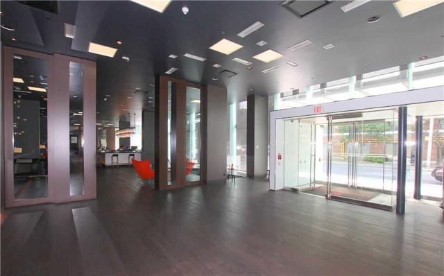 611 - 55 Stewart St, Condo with 1 bedrooms, 1 bathrooms and null parking in Toronto ON | Image 4