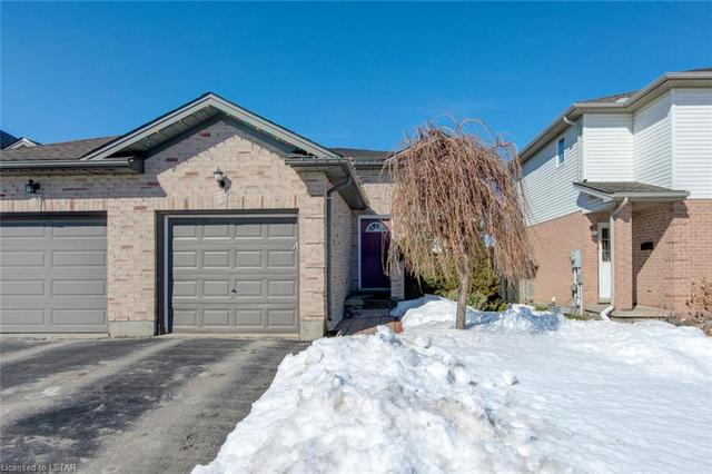 1134 Darnley Boulevard, House semidetached with 3 bedrooms, 2 bathrooms and 3 parking in London ON | Image 2