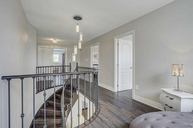 131 O'connor Cres, House detached with 4 bedrooms, 4 bathrooms and 6 parking in Richmond Hill ON | Image 14