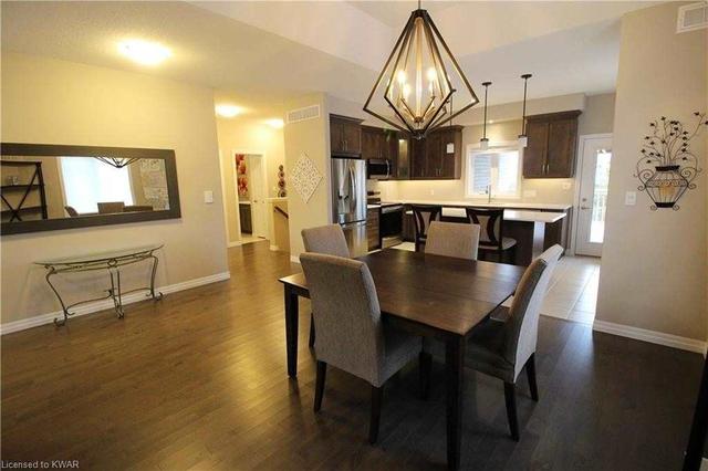 60 Piccadilly Sq W, Condo with 2 bedrooms, 2 bathrooms and 4 parking in Wilmot ON | Image 22