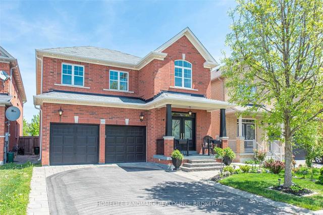 455 Hinchey Cres Cres, House detached with 4 bedrooms, 3 bathrooms and 6 parking in Milton ON | Image 1