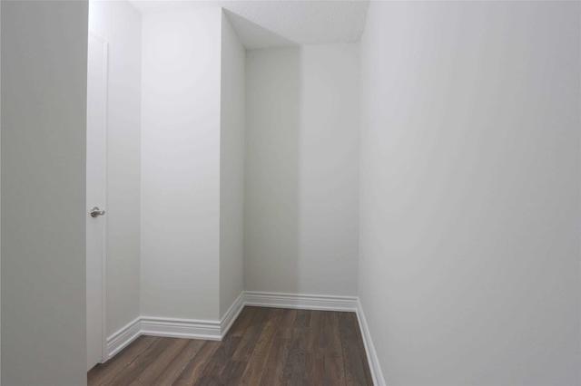 2002 - 4101 Sheppard Ave, Condo with 3 bedrooms, 2 bathrooms and 1 parking in Toronto ON | Image 11