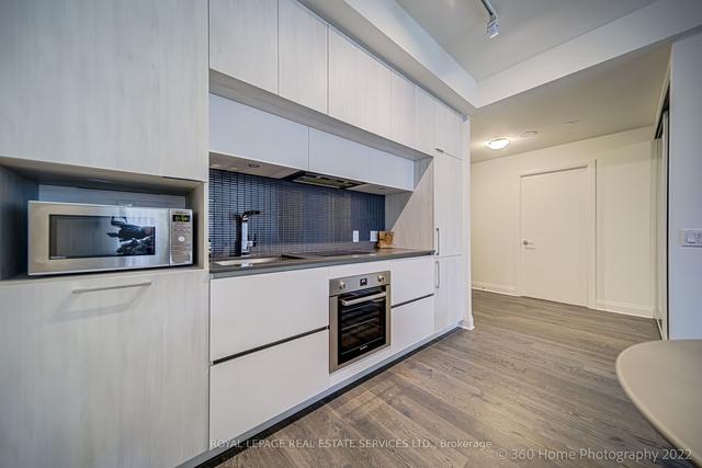 405 - 151 Avenue Rd, Condo with 1 bedrooms, 2 bathrooms and 1 parking in Toronto ON | Image 14