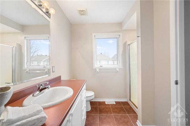 325 Bryarton Street, Townhouse with 3 bedrooms, 3 bathrooms and 2 parking in Ottawa ON | Image 21
