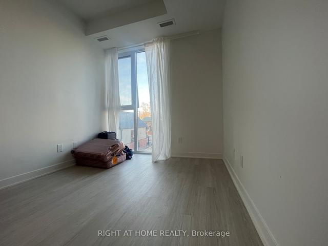 404 - 185 Alberta Ave, Condo with 2 bedrooms, 2 bathrooms and 0 parking in Toronto ON | Image 4