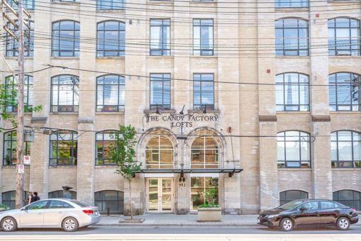 419 - 993 Queen St W, Condo with 1 bedrooms, 1 bathrooms and 1 parking in Toronto ON | Image 2