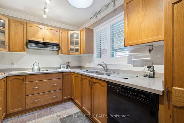 18 - 1030 Colborne St E, Townhouse with 2 bedrooms, 2 bathrooms and 2 parking in Brantford ON | Image 3