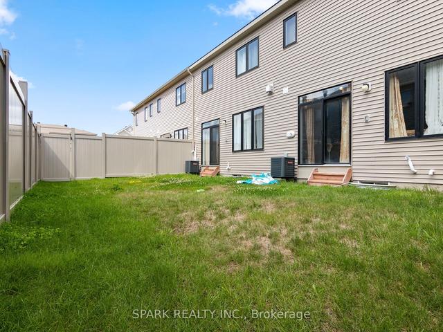 585 Catleaf Row, House attached with 3 bedrooms, 3 bathrooms and 2 parking in Ottawa ON | Image 20