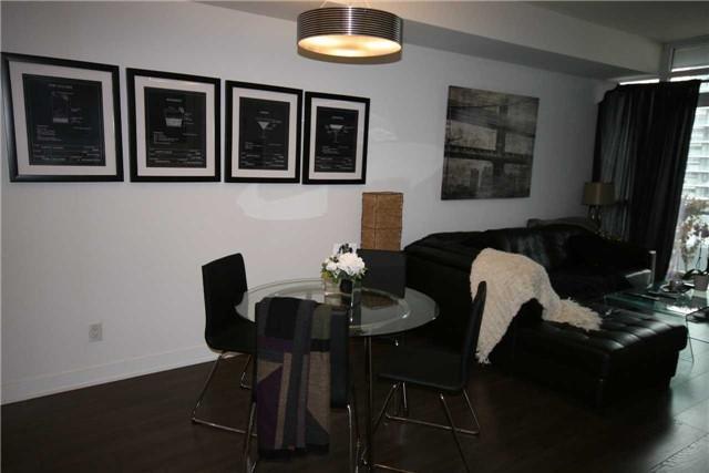 1013 - 169 Fort York Blvd, Condo with 1 bedrooms, 1 bathrooms and 1 parking in Toronto ON | Image 3