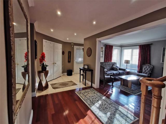 112 Vintage Gate, House detached with 3 bedrooms, 3 bathrooms and 6 parking in Brampton ON | Image 26