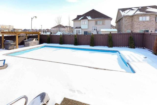 22 Palmvalley Dr, House detached with 4 bedrooms, 5 bathrooms and 6 parking in Brampton ON | Image 26