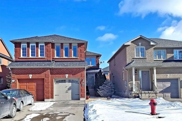 619 Pinder Ave, House semidetached with 3 bedrooms, 3 bathrooms and 3 parking in Newmarket ON | Image 1