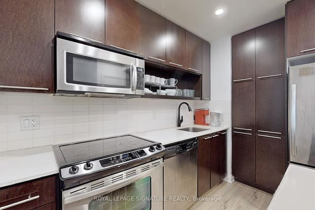 920 - 100 Harrison Garden Blvd, Condo with 2 bedrooms, 2 bathrooms and 1 parking in Toronto ON | Image 2