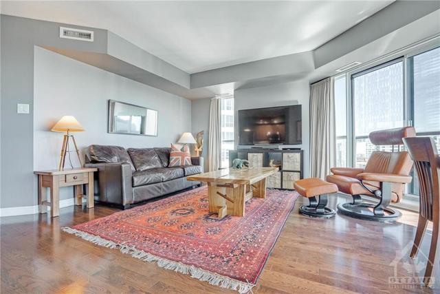 2301 - 445 Laurier Avenue W, Condo with 2 bedrooms, 2 bathrooms and 1 parking in Ottawa ON | Image 5