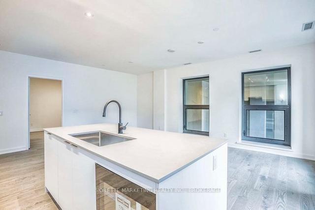401 - 22 Lombard St, Condo with 2 bedrooms, 2 bathrooms and 1 parking in Toronto ON | Image 40