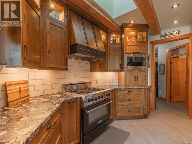 5155 Aho Rd, House detached with 4 bedrooms, 4 bathrooms and 6 parking in Cowichan Valley H BC | Image 13