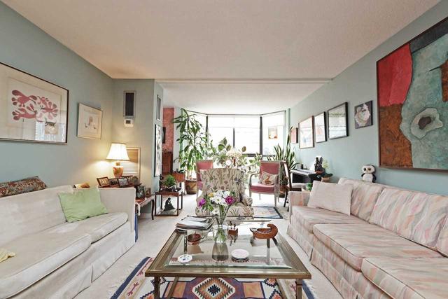 802 - 30 Church St, Condo with 2 bedrooms, 3 bathrooms and 1 parking in Toronto ON | Image 22