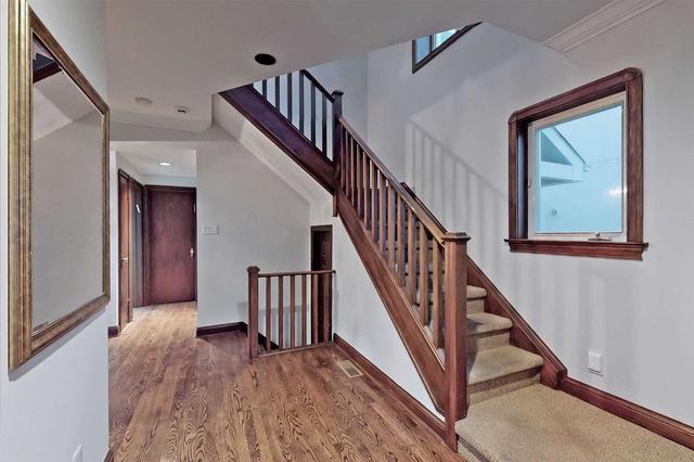 84 Poyntz Ave, House detached with 4 bedrooms, 4 bathrooms and 5 parking in Toronto ON | Image 5