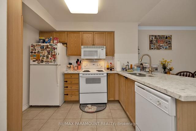 2127 - 25 Kingsbridge Garden Circ, Condo with 1 bedrooms, 1 bathrooms and 1 parking in Mississauga ON | Image 4