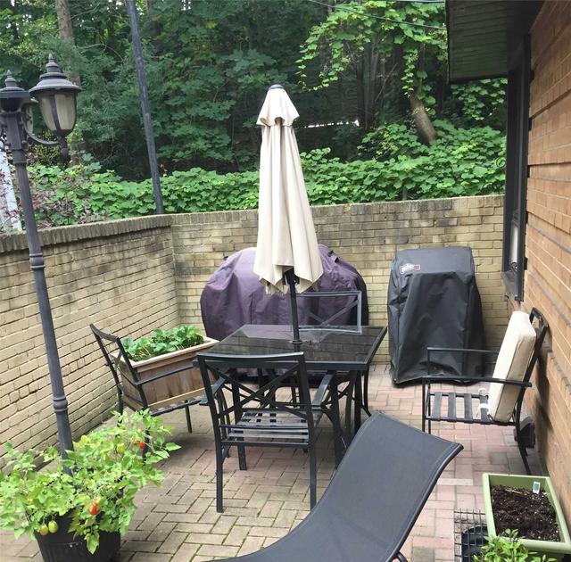 22 Oaken Gateway, Townhouse with 3 bedrooms, 2 bathrooms and 1 parking in Toronto ON | Image 18