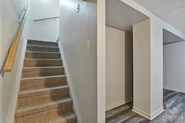 2652 Pimlico Crescent, Townhouse with 3 bedrooms, 2 bathrooms and 1 parking in Ottawa ON | Image 20