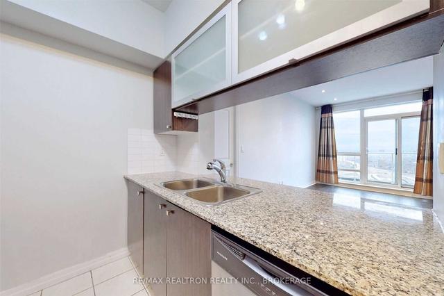 ph02 - 2015 Sheppard Ave E, Condo with 2 bedrooms, 2 bathrooms and 1 parking in Toronto ON | Image 2