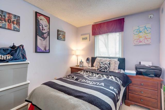 27 Barrett Cres, House detached with 3 bedrooms, 2 bathrooms and 4 parking in Ajax ON | Image 7