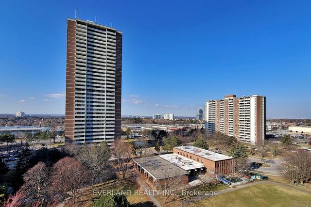 1111 - 175 Hilda Ave, Condo with 3 bedrooms, 2 bathrooms and 1 parking in Toronto ON | Image 34