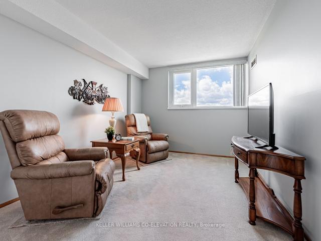 1513 - 260 Scarlett Rd, Condo with 2 bedrooms, 2 bathrooms and 1 parking in Toronto ON | Image 19