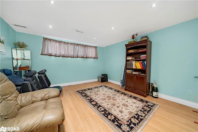 23 Ludstone Drive, House detached with 4 bedrooms, 2 bathrooms and 5 parking in Toronto ON | Image 14