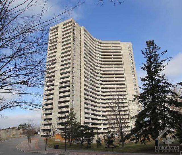 1902 - 1081 Ambleside Drive, Condo with 2 bedrooms, 1 bathrooms and 1 parking in Ottawa ON | Image 1