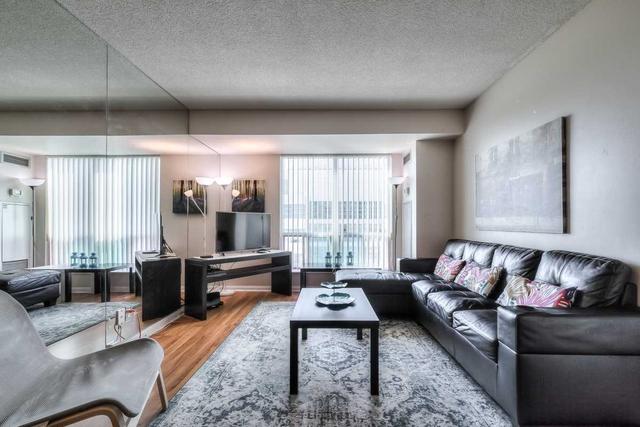 606 - 1 Lee Centre Dr, Condo with 2 bedrooms, 2 bathrooms and 1 parking in Toronto ON | Image 24