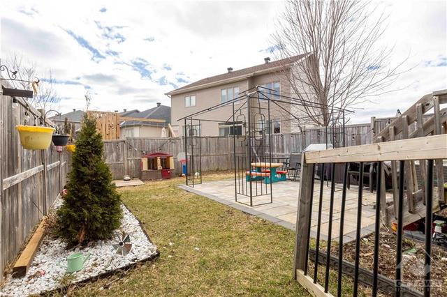 332 Trailsedge Way, Townhouse with 3 bedrooms, 4 bathrooms and 3 parking in Ottawa ON | Image 28