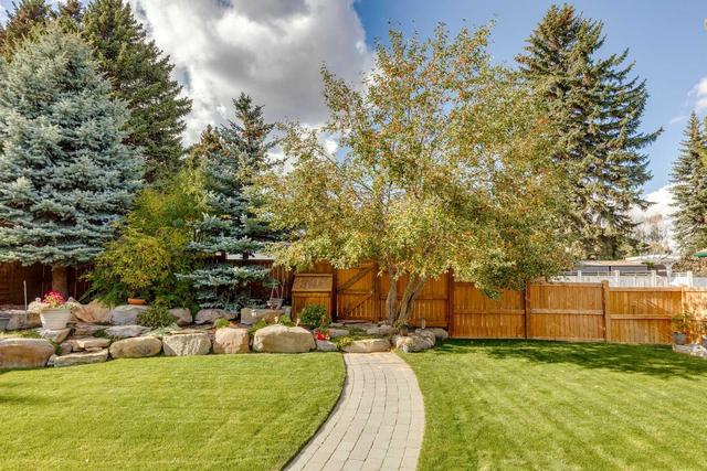 920 Crescent Boulevard Sw, House detached with 4 bedrooms, 5 bathrooms and 4 parking in Calgary AB | Image 36