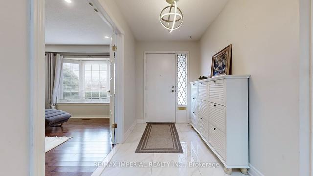 25a Cedar Brae Blvd, House detached with 3 bedrooms, 4 bathrooms and 3 parking in Toronto ON | Image 12