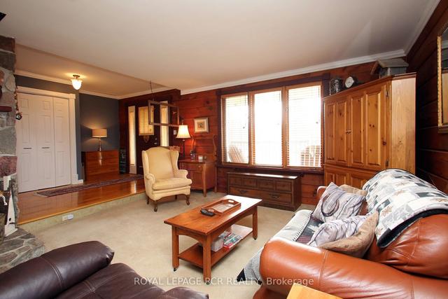 713 Cottingham Rd, House detached with 2 bedrooms, 2 bathrooms and 8 parking in Kawartha Lakes ON | Image 4