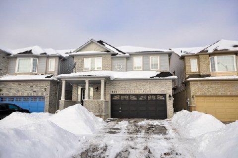 981 Kennedy Circ, House detached with 4 bedrooms, 3 bathrooms and 2 parking in Milton ON | Image 1