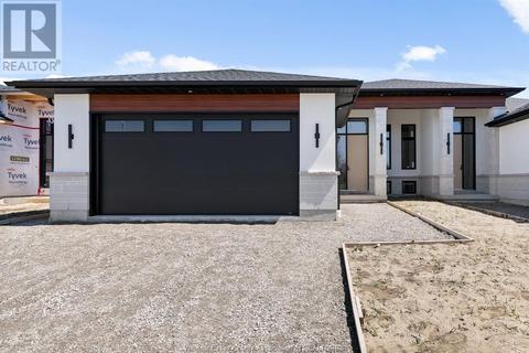 52 Destiny, House attached with 2 bedrooms, 3 bathrooms and null parking in Leamington ON | Card Image