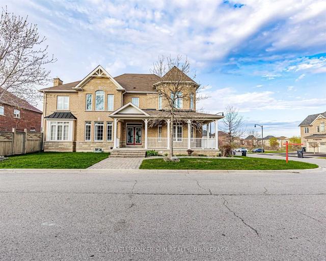 49 Maybeck Dr N, House detached with 4 bedrooms, 5 bathrooms and 6 parking in Brampton ON | Image 1