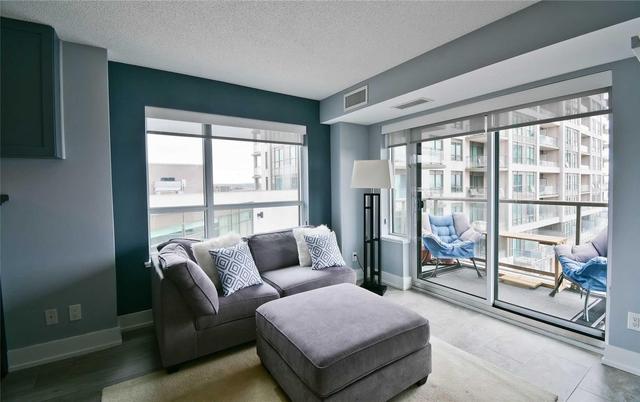 402 - 1215 Bayly St, Condo with 2 bedrooms, 2 bathrooms and 1 parking in Pickering ON | Image 2