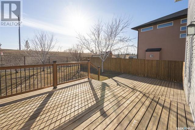 211 Padget Crescent, House detached with 3 bedrooms, 3 bathrooms and null parking in Saskatoon SK | Image 40