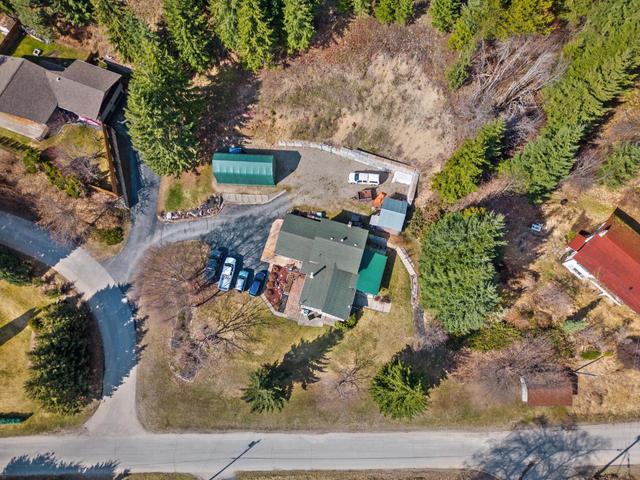 1176 Marshall Road, House detached with 4 bedrooms, 3 bathrooms and 5 parking in Central Kootenay J BC | Image 16