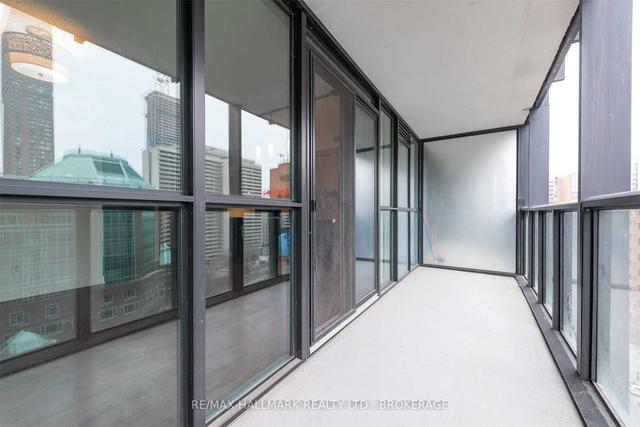 1311 - 110 Charles St E, Condo with 1 bedrooms, 1 bathrooms and 0 parking in Toronto ON | Image 5